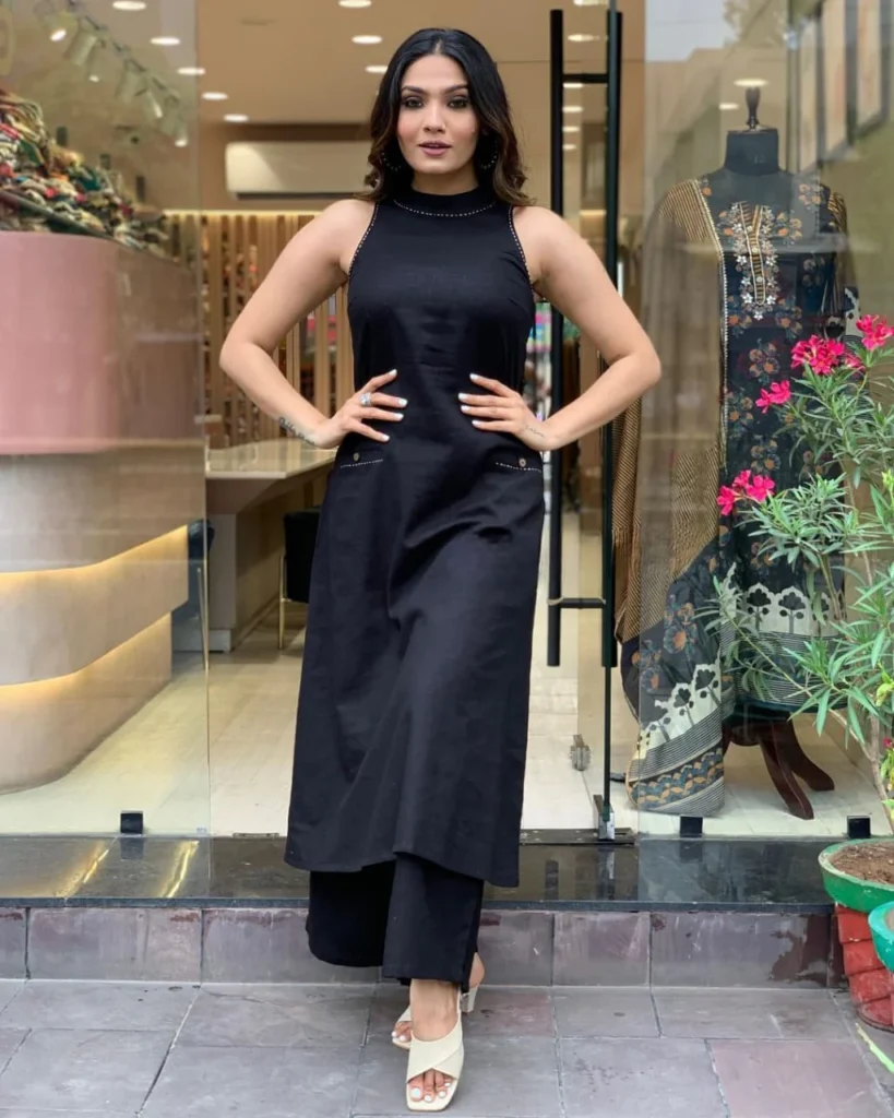 Bold & Beautiful: Black Sleeveless Kurti Set for Modern Festive Looks