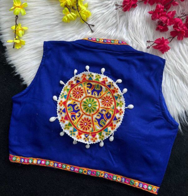 Pure Rayon Kutch Work Navratri Readymade Blouse - Image 4